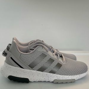 Adidas sneakers size 6